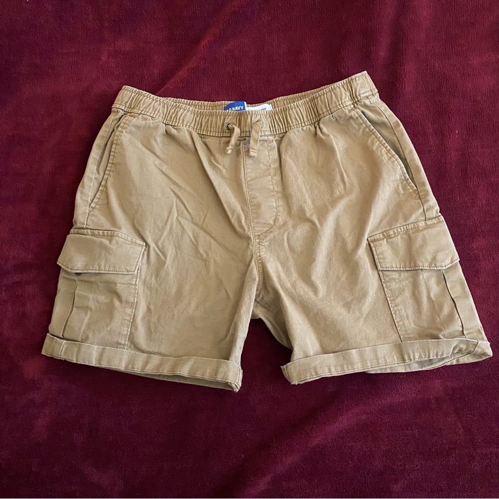 Boy’s Old Navy Tan Cargo Shorts